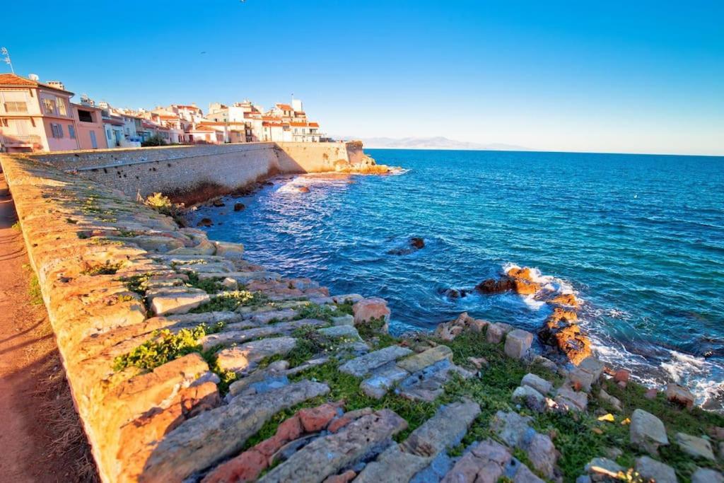 Ravissant Studio Au Coeur Du Vieil Antibes Exterior foto